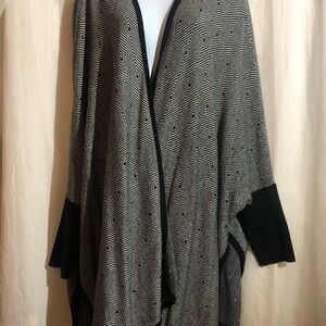 Geometric Black and White Women's Sweater by Alfani 2X